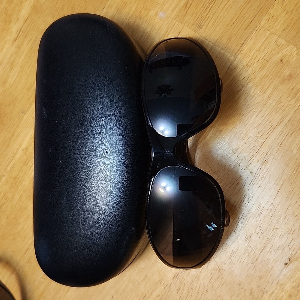 2 Pair of bomber sunglasses